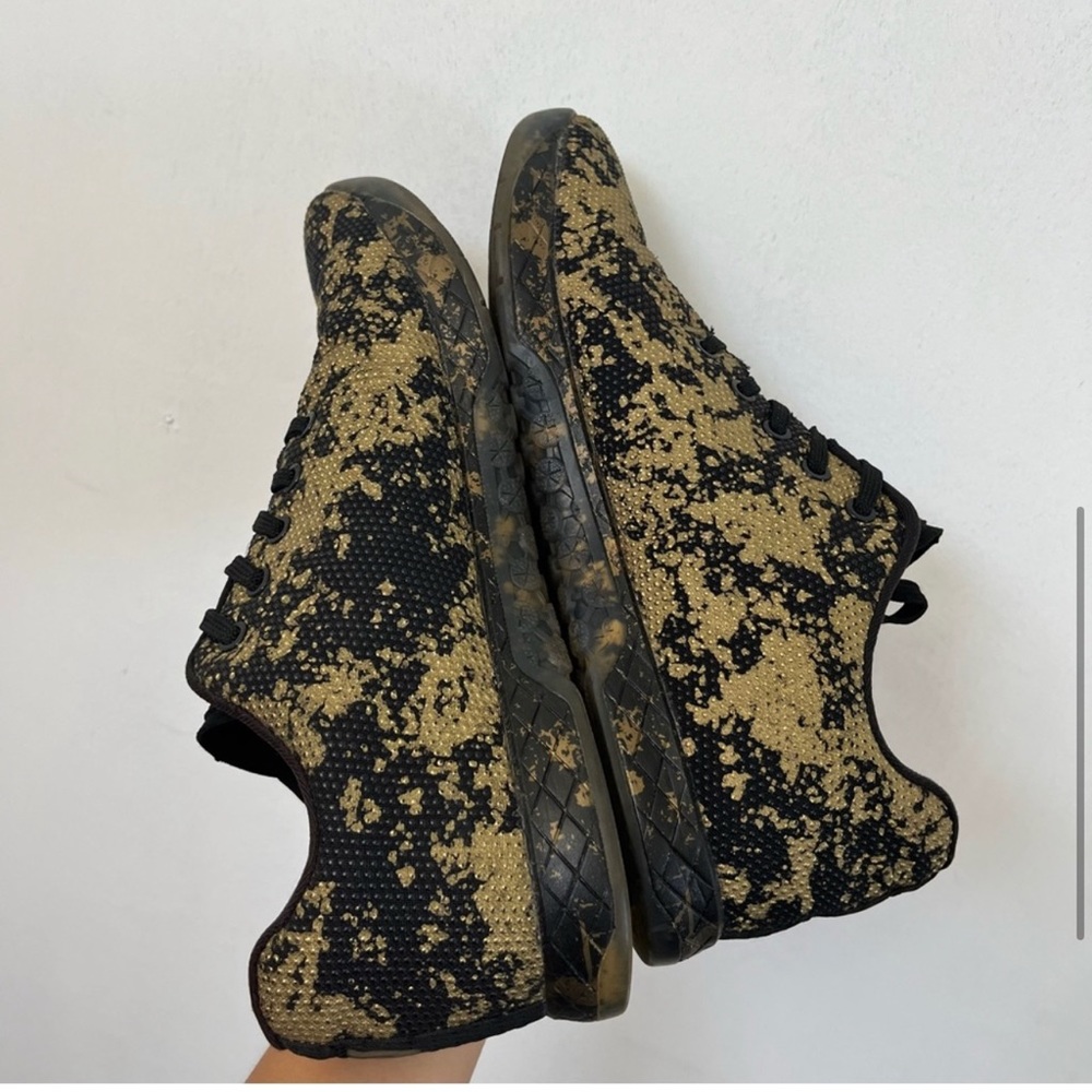 NOBULL Men's Pride Trainer Sneaker Black Gold Splatter 11 LIKE New used 5 times - Picture 4 of 7